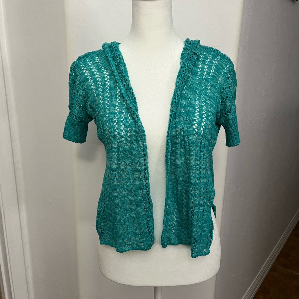 open weave short sleeve knit sweater with hoodie